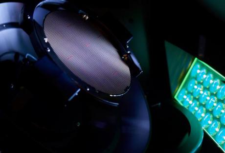 Analog og mixed signal chips med ny højspændings galvanisk isolationsteknologi