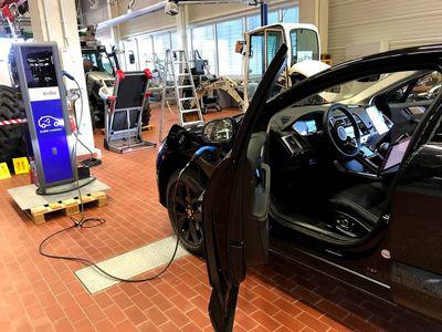 Bosch lader 'tingene' tale