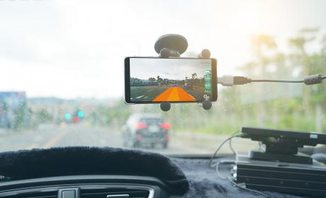 Første mobil app understøtter Level-2 førerassist systemer