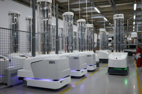 UVD Robots får en EU-kontrakt på 200 robotter til hospitaler over hele Europa