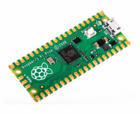 Første Raspberry Pi board bygget op omkring specialdesignet microcontroller