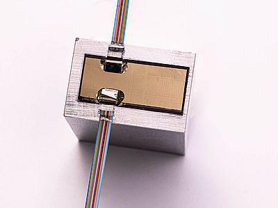 Optomekanisk ultralydssensor på sillicium-fotonisk chip