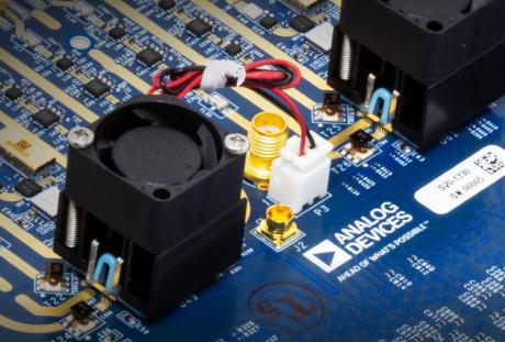 Mixed-signal front-end digitizer med tilknyttet referencedesign