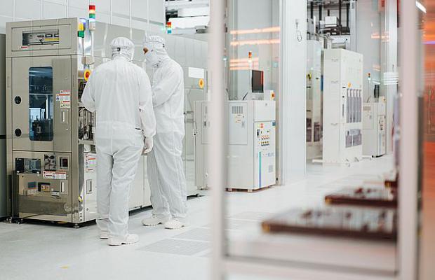 Infineon åbner ny stor chipproduktions-enhed til powerkomponenter