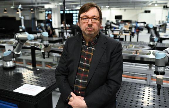 Nyt AI-projekt skal lære mennesker og robotter at kommunikere gennem ord, gestikulation og fagter