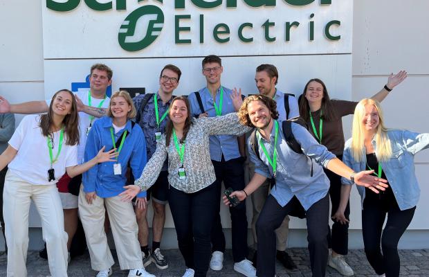 Talentskud spirer hos Schneider Electric