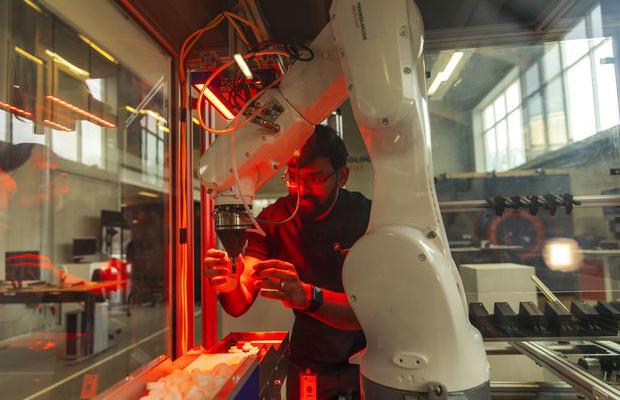Nu varmes der op til det store ROBOTBRAG 2024