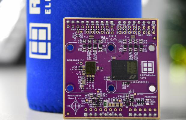 Adapter-board til radar afstandsmåling og menneske-detektering