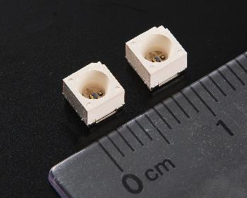 Ultrakompakte terahertz oscillations- og detektionsenheder