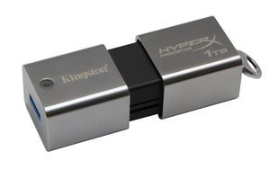 Første USB flash-drev på 1TB