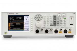 Audioanalysator med nye digitale interfaces
