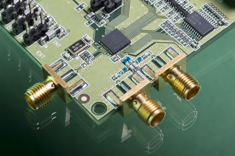 Ultra low power transmitter til IoT applikationer