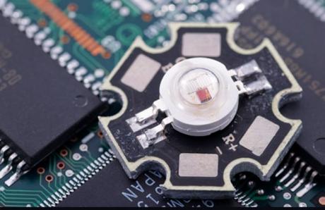 Digitalt optimerede power analoge controllere til nye LED-lys applikationer
