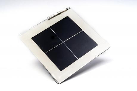 De første semi-transparente Perovskite-moduler præsenteret