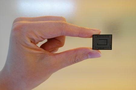 512 GB NVMe solid state disk i én BGA-pakning