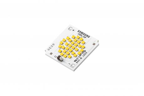 LED-moduler i chip-scale pakning til spotlights og 'downlight' applikationer