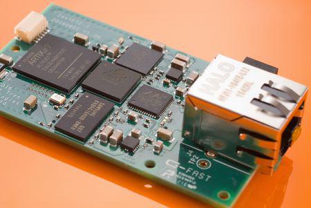 FPGA modul med højtydende TCP/IP offload engine