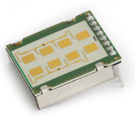 Kompakt low-cost 24 GHz transceiver-modul til industriapplikationer