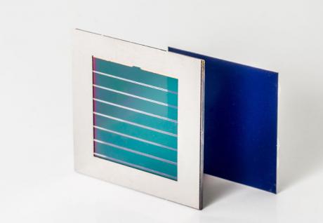 Perovskite/silicon PV-modul med rekordhøj effektivitet